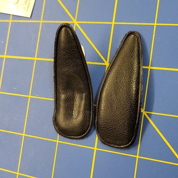 La Ti Da Handmade Creations Soft Pleather Hair 2.5" Clips Set of 2 - Picture 1 of 2